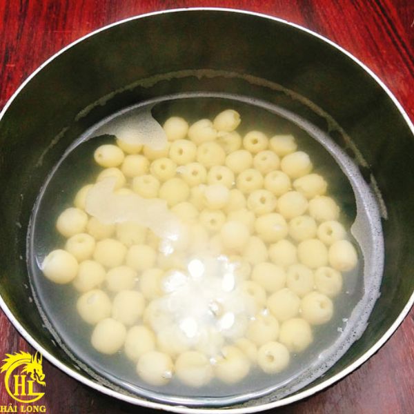 ng&acirc;m hạt sen khoảng 4 tiếng 